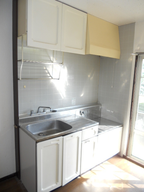 Kitchen. Recommended for family ・ Large bike negotiable