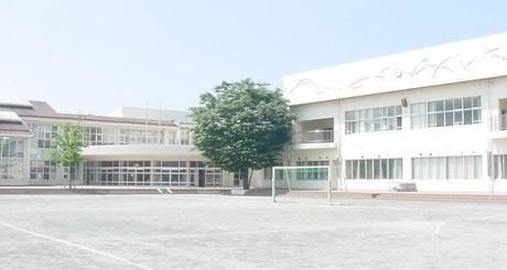 Primary school. 770m to Ishikawa Elementary School