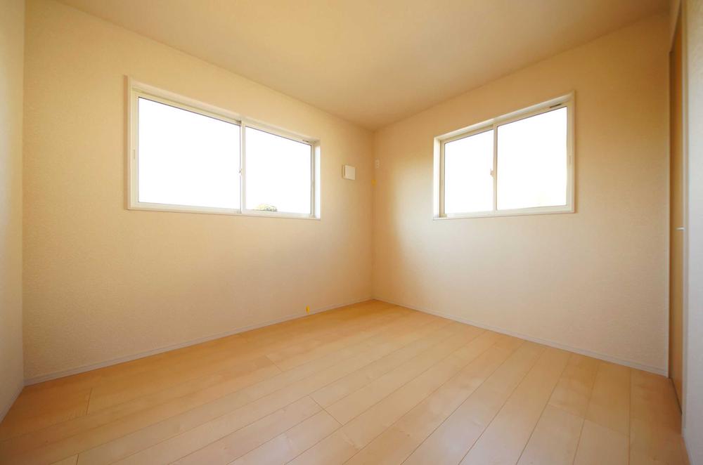 Non-living room. Indoor (12 May 2013) Shooting, It is 2 Kaiyoshitsu 5.25 Pledge of two-sided lighting.