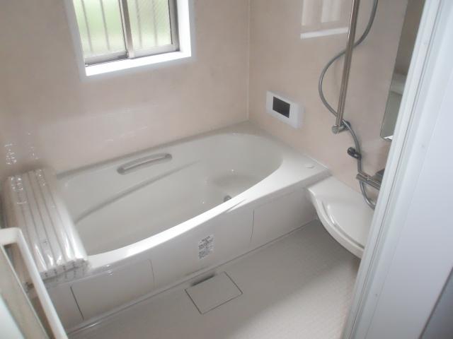 Bathroom. Indoor (July 2013) Shooting