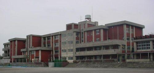 Junior high school. 1210m to Fujisawa Municipal Takakura Junior High School