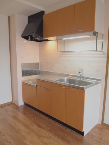 Kitchen.  ☆ It deals key money ・ Renewal fee without! Facility ・ Storage enhancement! On-site parking complete ☆