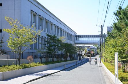 Junior high school. Shonangakuen 525m until junior high school (junior high school)