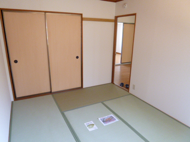 Living and room. 6 Pledge Japanese-style room ・ Closet Yes