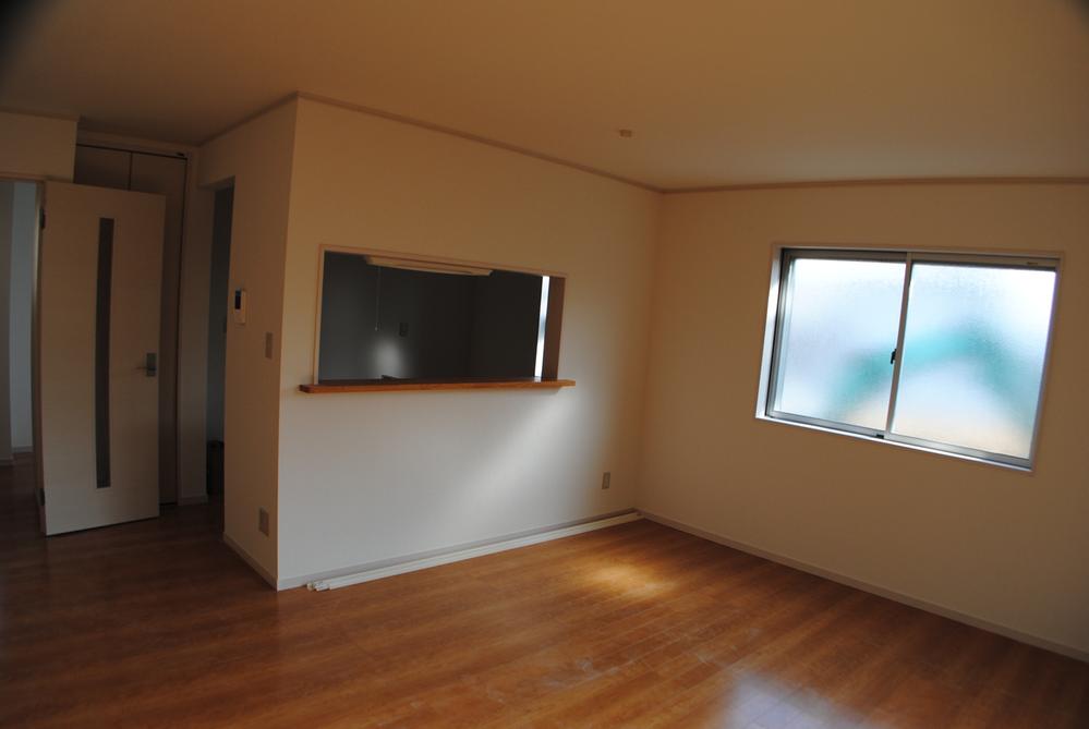 Living. Local (12 May 2013) Shooting