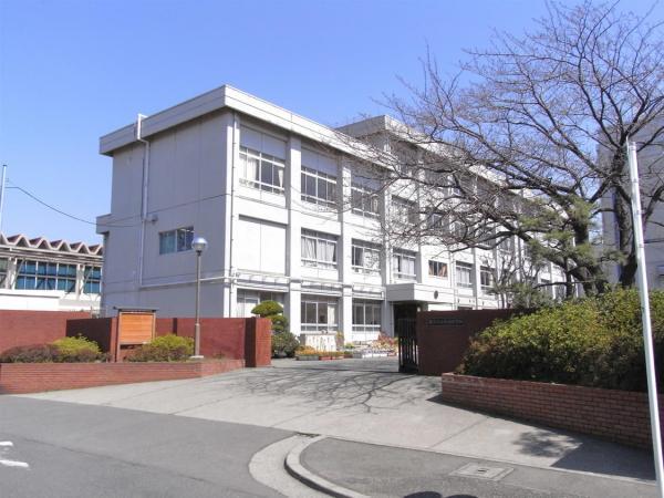 Junior high school. Muraoka 21250m until junior high school