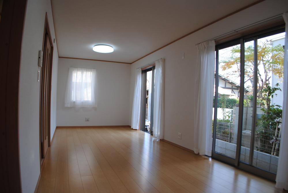 Living. Indoor (12 May 2013) Shooting