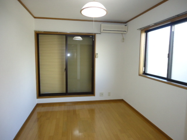 Other room space. 3 minutes from the train station ・ Convenient shopping ・ Flooring