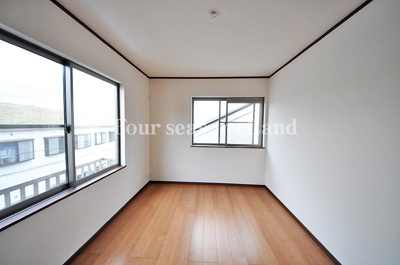 Non-living room. Indoor (12 May 2013) Shooting 1 Building