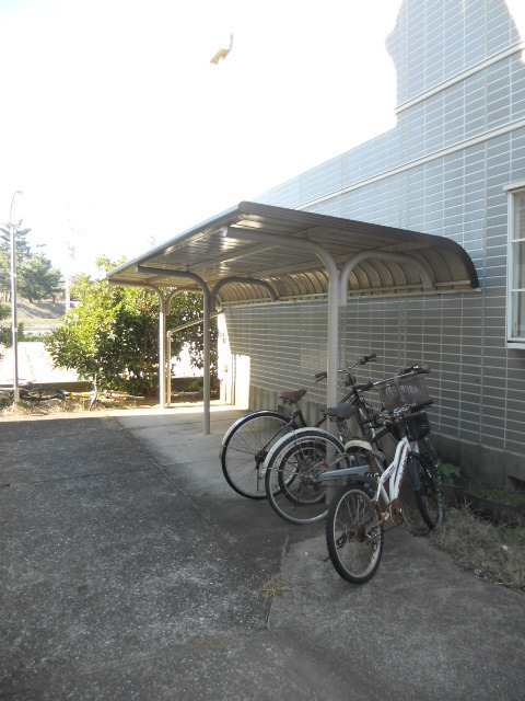 Building appearance. A quiet residential area ・ Corner room ・ Day good