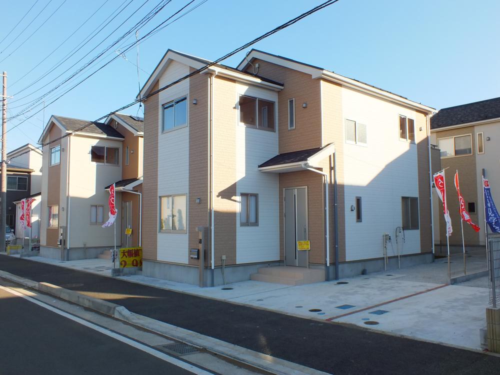 Local appearance photo. Rendering