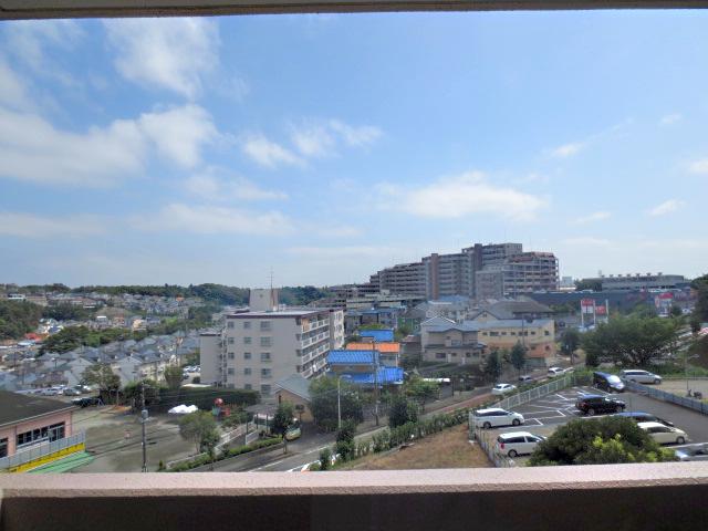 View photos from the dwelling unit. View from the site (October 2013) Shooting