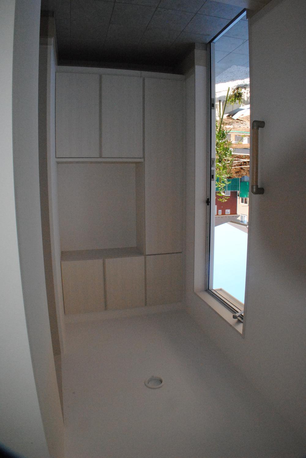 Receipt. Indoor (September 2013) Shooting