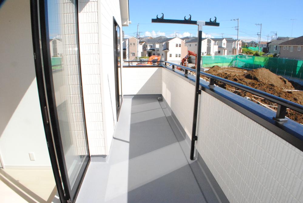 Balcony. Indoor (September 2013) Shooting