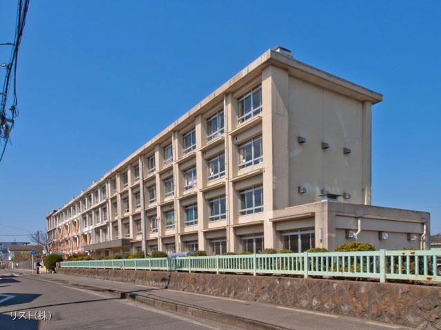 Primary school. 490m Fujisawa Municipal Hatori elementary school to Fujisawa Municipal Hatori Elementary School Distance 490m