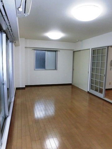 Other room space. Since it is a corner room there is a window.