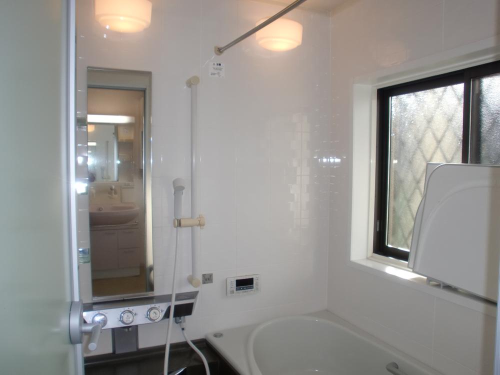 Bathroom. Indoor (September 2013) Shooting