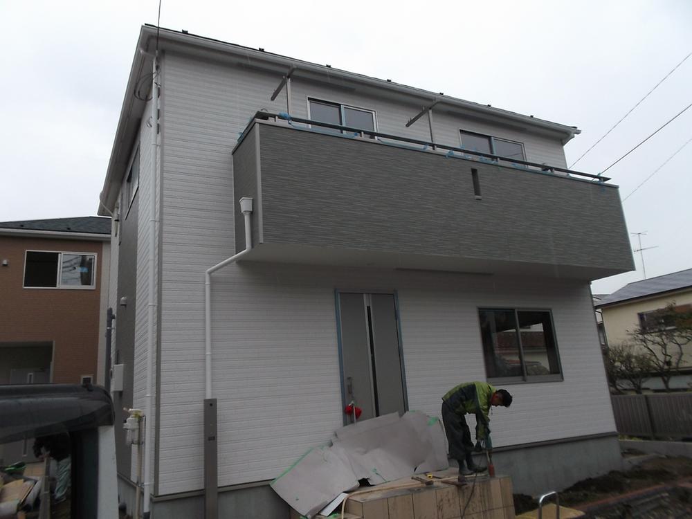 Local appearance photo. Local (11 May 2013) Shooting Building 2