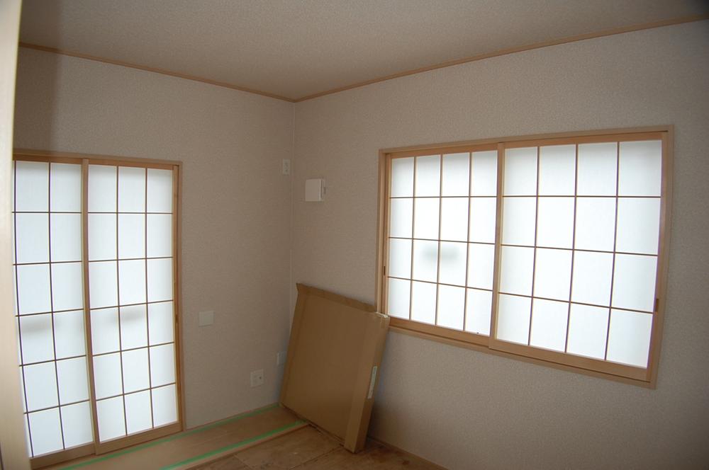 Non-living room. Indoor (10 May 2013) Shooting