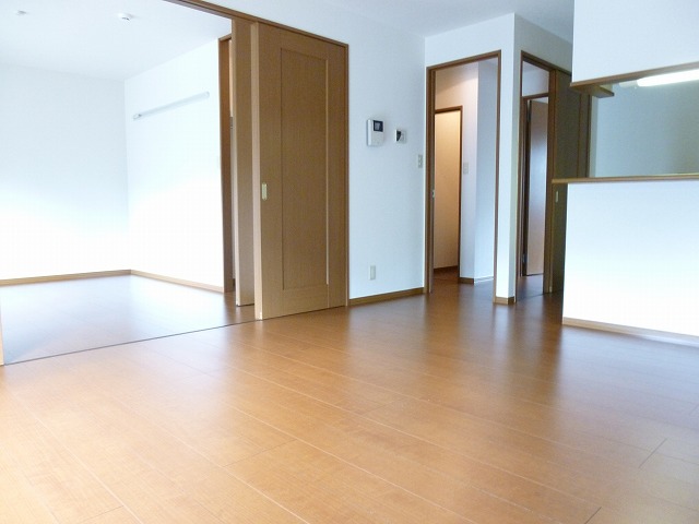 Living and room. Living Western-style is very wide ☆ 