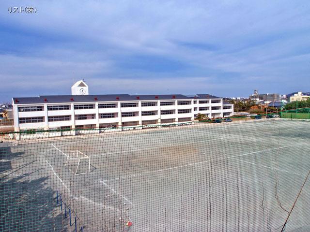 Junior high school. 690m Fujisawa Municipal 湘洋 junior high school until the Fujisawa Municipal 湘洋 junior high school Distance 690m