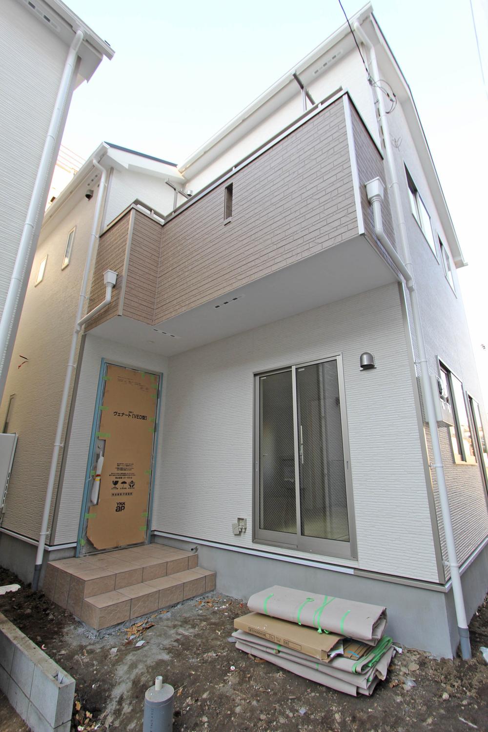 Local appearance photo. Local (December 03, 2013) Shooting It was a photo update.  Building 2