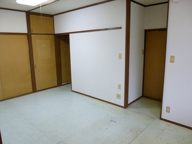 Living and room. Spacious LDK. 