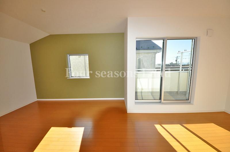 Living. Indoor (12 May 2013) Shooting