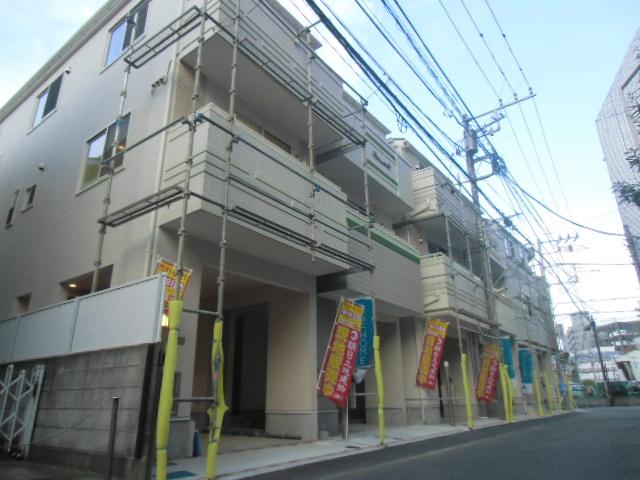 Local appearance photo