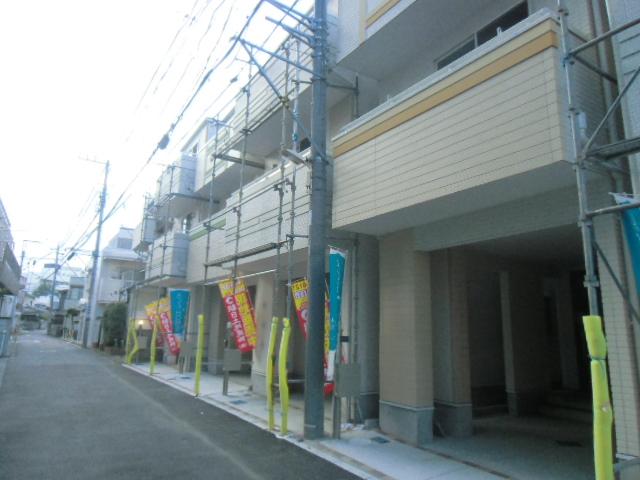 Local photos, including front road