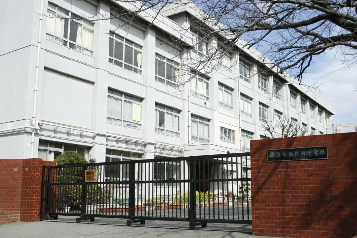 Other Environmental Photo. Muraoka junior high school. Up to 1400m