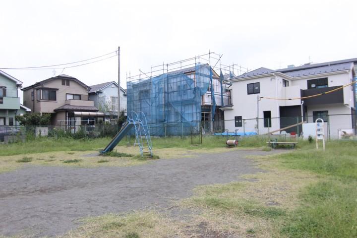 Other Environmental Photo. Green square. Up to 10m