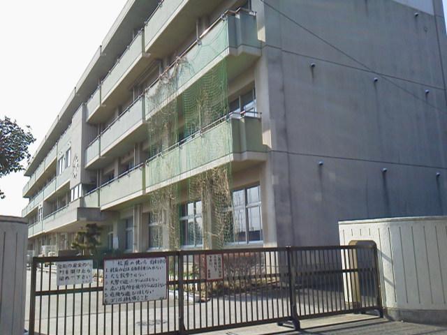 Primary school. Oshimizu elementary school