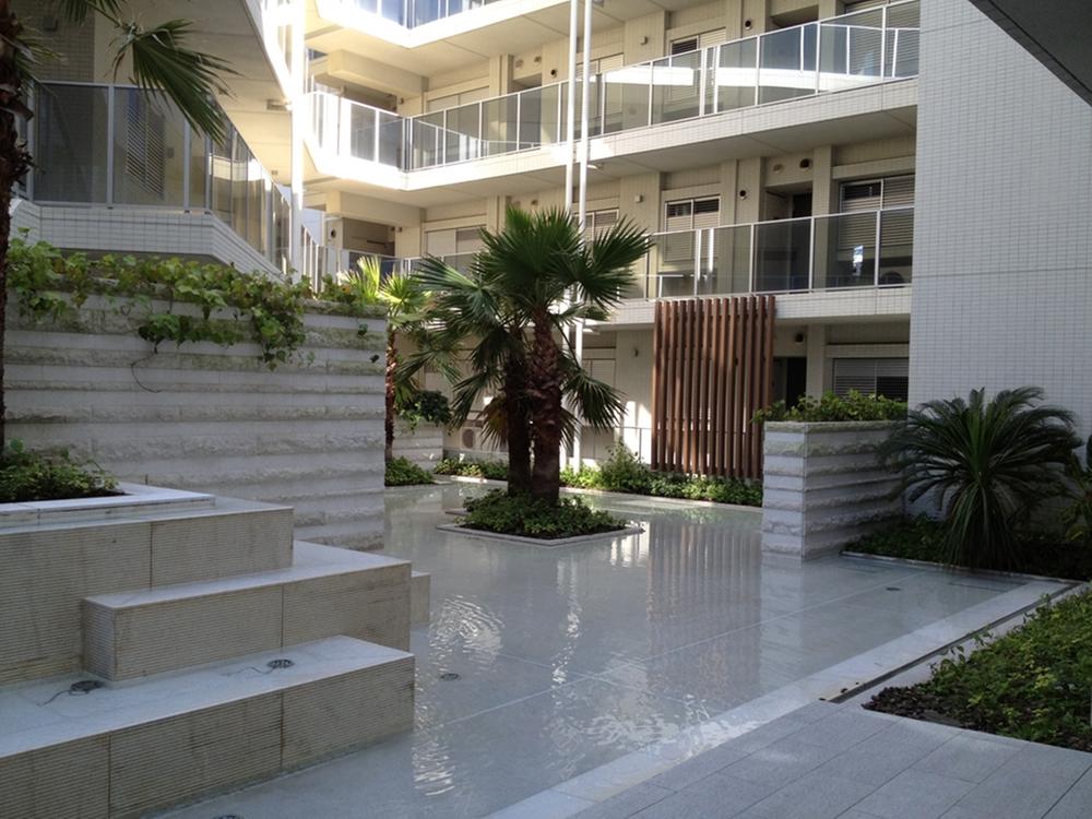 Other common areas. Common area (courtyard)