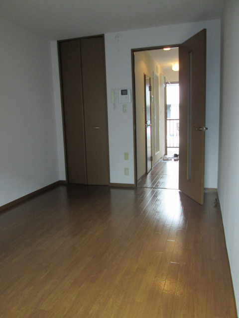 Other room space. Daiwa House construction! auto lock