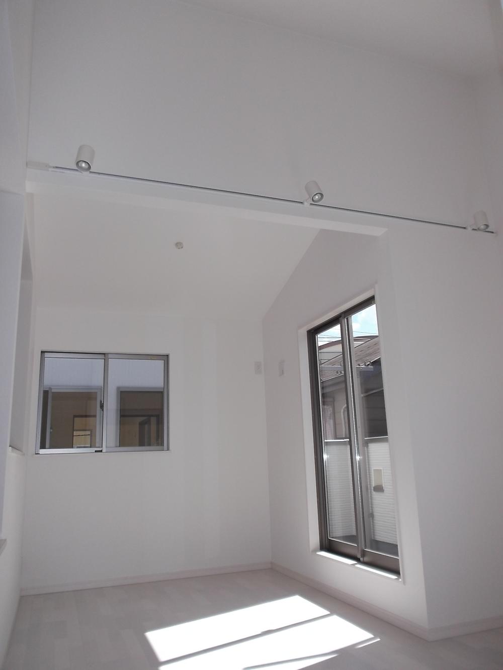 Non-living room. Indoor (September 2013) Shooting