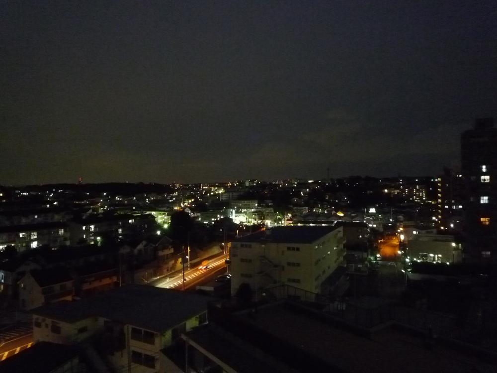 View photos from the dwelling unit. View from the balcony (2013 October shooting)