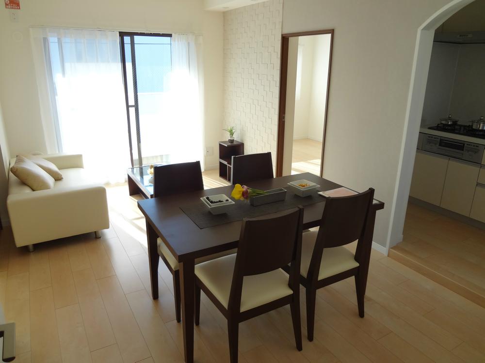 Living. Indoor (11 May 2013) Shooting