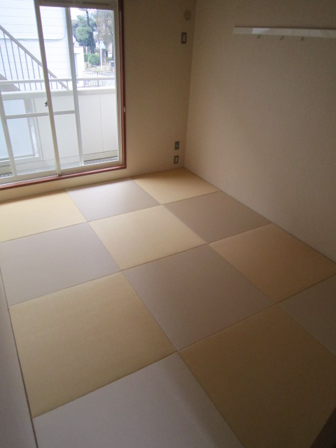 Other room space. Stylish Japanese-style room