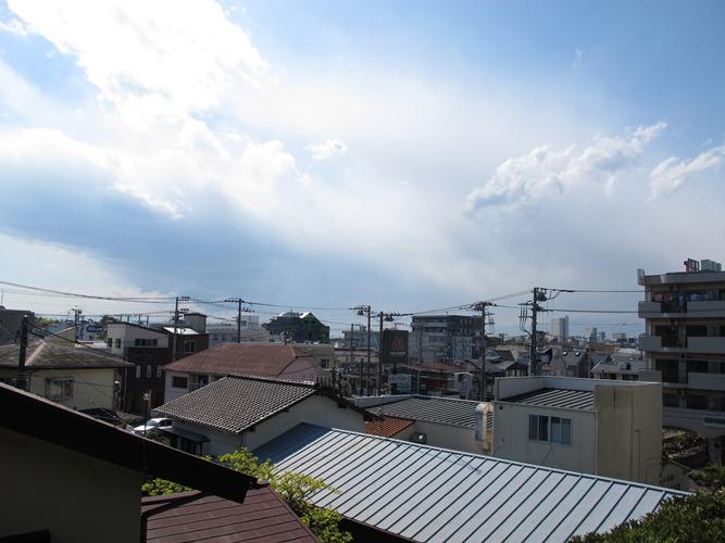 View photos from the dwelling unit. View from local (April 2013) Shooting