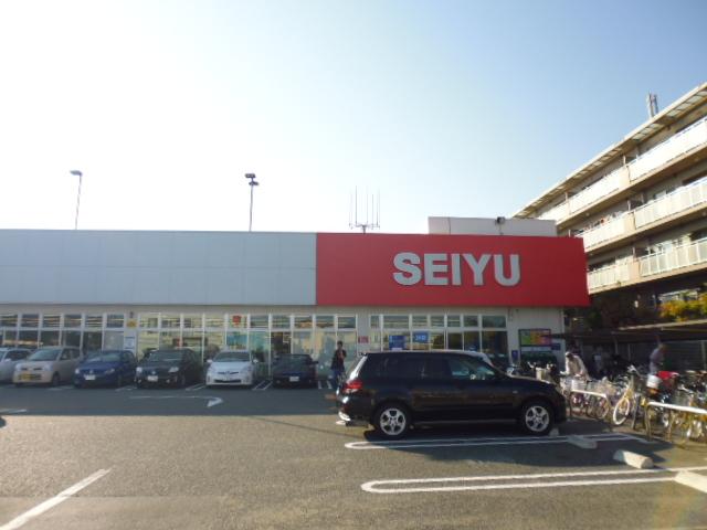 Shopping centre. Until Seiyu Tsujido shop 520m 2013 October 12 shooting
