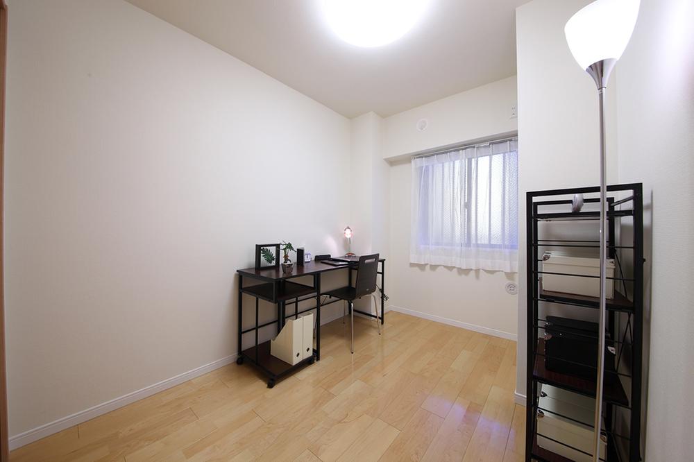 Non-living room. Room (August 2013) Shooting