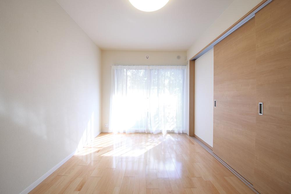 Non-living room. Room (August 2013) Shooting