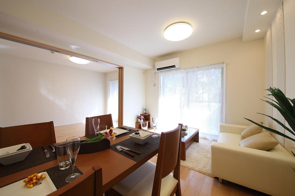 Living. Room (August 2013) Shooting