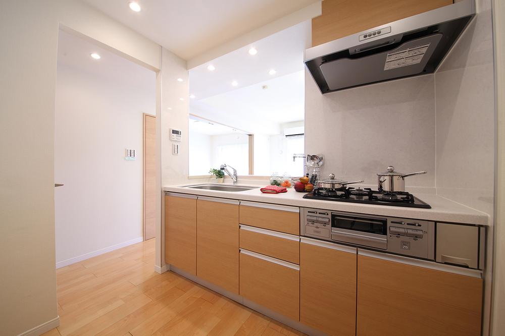 Kitchen. Room (August 2013) Shooting