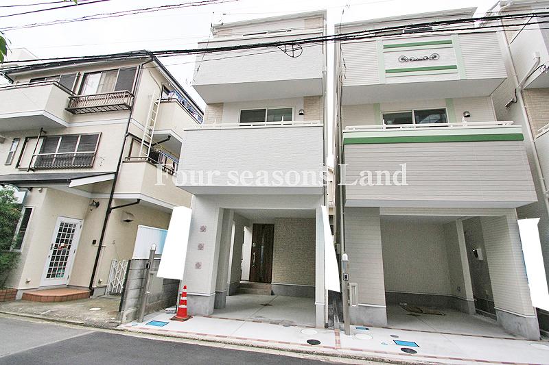 Local photos, including front road. Local (June 2013) Shooting