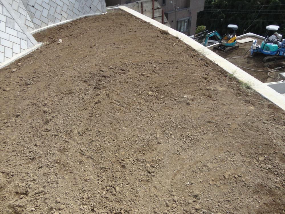 Local appearance photo. Local (10 May 2013) Shooting