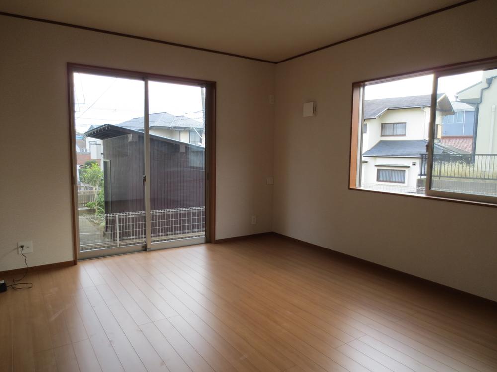 Living. Indoor (12 May 2013) Shooting