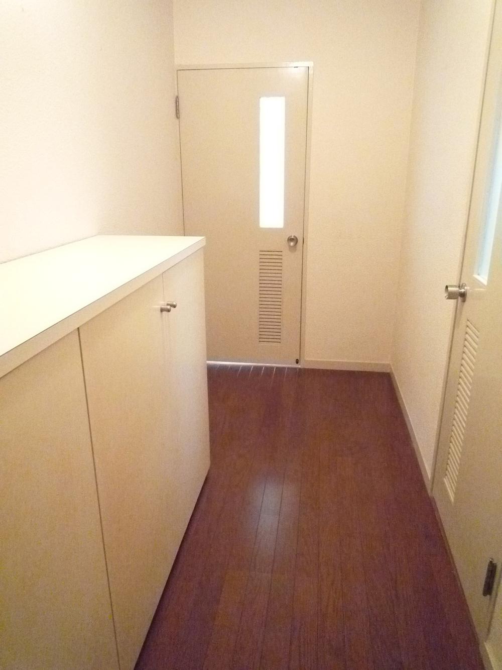 Entrance. Local (May 2013) Shooting