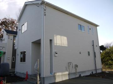 Local appearance photo. Local (11 May 2013) Shooting